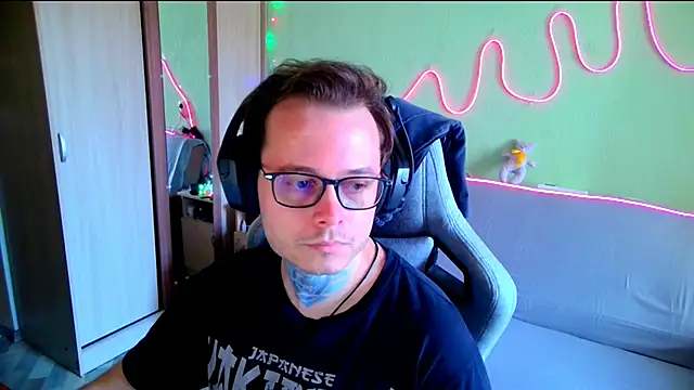 MeLanXolik online show from 18, 5, 2026