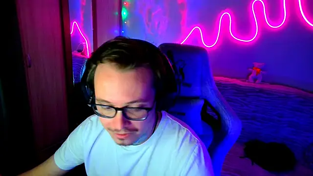 MeLanXolik online show from 31, 5, 2026