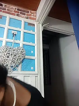 Liss Love1 online show from 17, 6, 2026