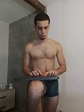 isaacblaze  online show from 25, 6, 2026