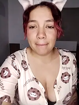 Snapshot of Emely_lovee_ chatting on 21, 6, 2026 Emely lovee online show from 21, 6, 2026
