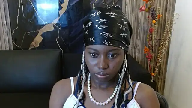 Snapshot of luna_bella160920 chatting on 18, 5, 2026 luna bella160920 online show from 18, 5, 2026