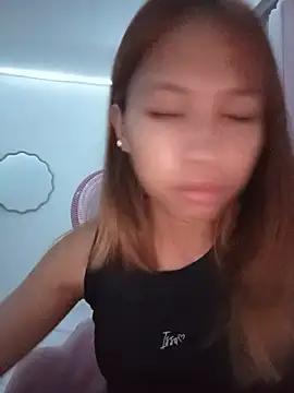 Snapshot of sweetpinayxxx chatting on 4, 6, 2026 sweetpinayxxx online show from 4, 6, 2026