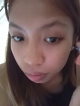 Snapshot of sweetpinayxxx chatting on 4, 6, 2026 sweetpinayxxx online show from 4, 6, 2026