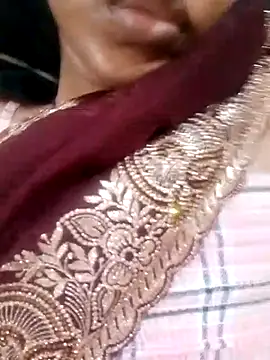 Snapshot of ayanloveannu chatting on 7, 7, 2026 ayanloveannu online show from 7, 7, 2026