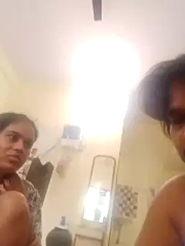 Snapshot of ayanloveannu chatting on 1, 7, 2026 ayanloveannu online show from 1, 7, 2026