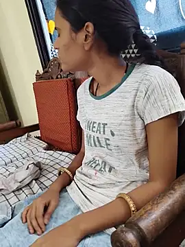 Snapshot of ayanloveannu chatting on 23, 5, 2026 ayanloveannu online show from 23, 5, 2026