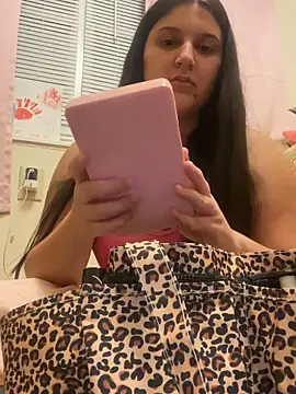 allyroseeee online show from 21, 5, 2026