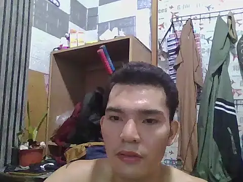 Snapshot of DivesOmnibus chatting on 31, 5, 2026 DivesOmnibus online show from 31, 5, 2026