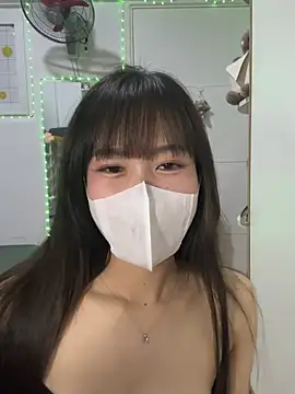 Lov3lily online show from 22, 6, 2026