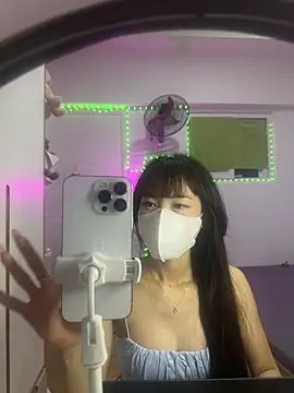 Lov3lily online show from 14, 6, 2026
