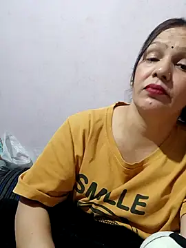 Snapshot of simmy14321 chatting on 12, 6, 2026 simmy14321 online show from 12, 6, 2026