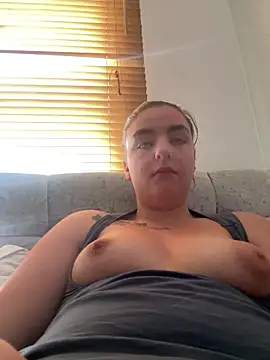 Snapshot of LexiXXoo chatting on 22, 6, 2026 LexiXXoo online show from 22, 6, 2026