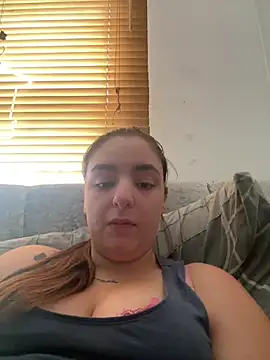 Snapshot of LexiXXoo chatting on 11, 6, 2026 LexiXXoo online show from 11, 6, 2026