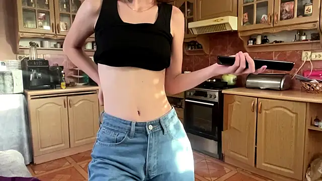 DaphneAmor online show from 3, 6, 2026
