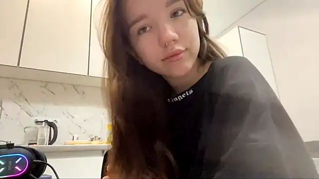 Snapshot of FewerCadre chatting on 14, 6, 2026 FewerCadre online show from 14, 6, 2026