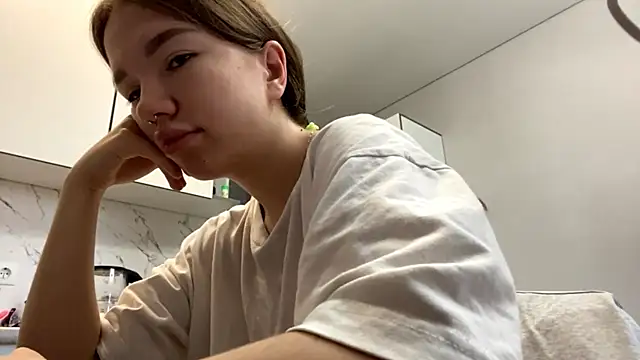 Snapshot of FewerCadre chatting on 13, 6, 2026 FewerCadre online show from 13, 6, 2026