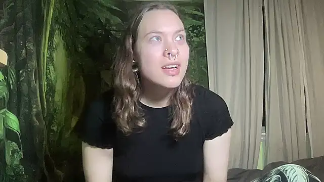Snapshot of mo0ngoddess chatting on 16, 3, 2025 mo0ngoddess online show from 16, 3, 2025