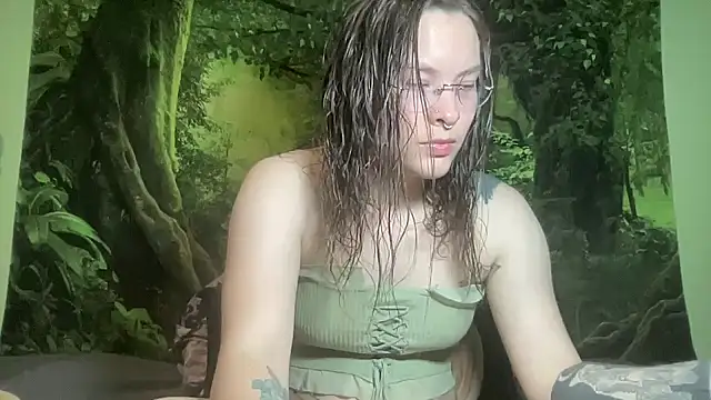 mo0ngoddess online show from 25, 2, 2026