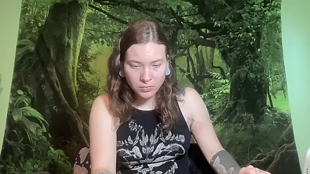mo0ngoddess online show from 6, 6, 2026