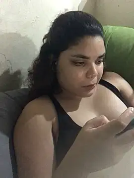 Snapshot of Cliaclara chatting on 4, 7, 2026 Cliaclara online show from 4, 7, 2026