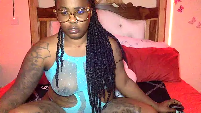 creamyamber online show from 3, 5, 2026