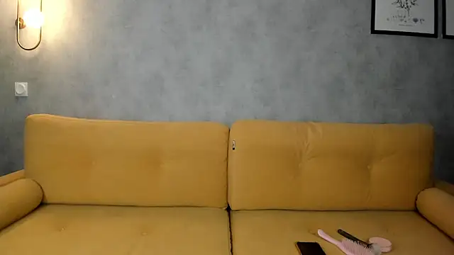 luxxiana online show from 20, 5, 2026