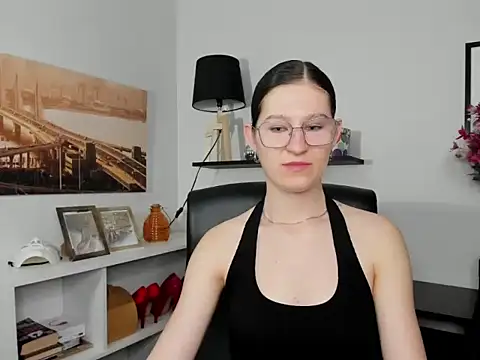 selenaprive online show from 14, 5, 2026