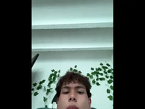 Snapshot of DanteSaint chatting on 12, 5, 2026 DanteSaint online show from 12, 5, 2026