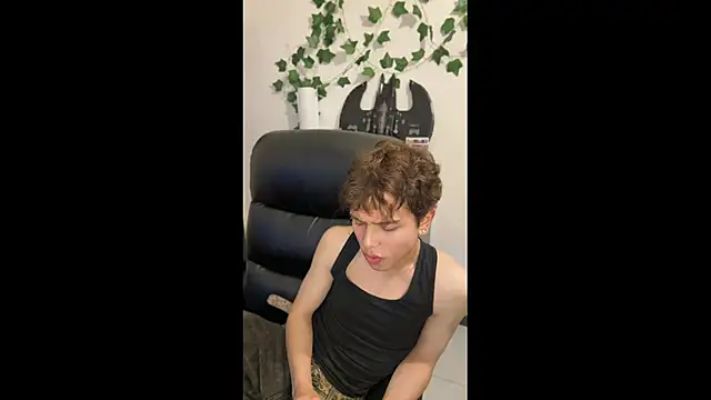 Snapshot of DanteSaint chatting on 28, 5, 2026 DanteSaint online show from 28, 5, 2026
