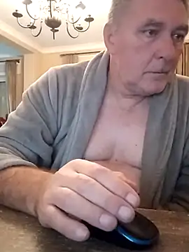 Snapshot of edje59a chatting on 23, 9, 2025 edje59a online show from 23, 9, 2025