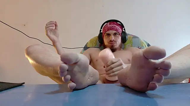 Snapshot of BAREFOOTSOLE99 chatting on 11, 5, 2026 BAREFOOTSOLE99 online show from 11, 5, 2026