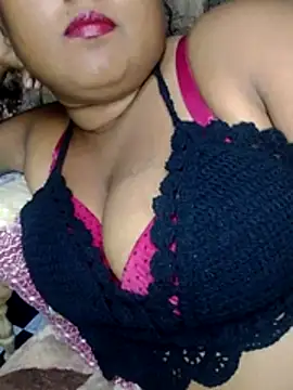 Snapshot of Rishwana77 chatting on 22, 6, 2026 Rishwana77 online show from 22, 6, 2026