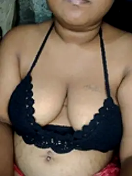 Snapshot of Rishwana77 chatting on 9, 6, 2026 Rishwana77 online show from 9, 6, 2026