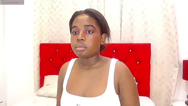 Snapshot of Kendra_Luux chatting on 24, 6, 2026 Kendra Luux online show from 24, 6, 2026