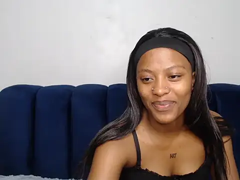 Snapshot of Youngling05 chatting on 11, 6, 2026 Youngling05 online show from 11, 6, 2026