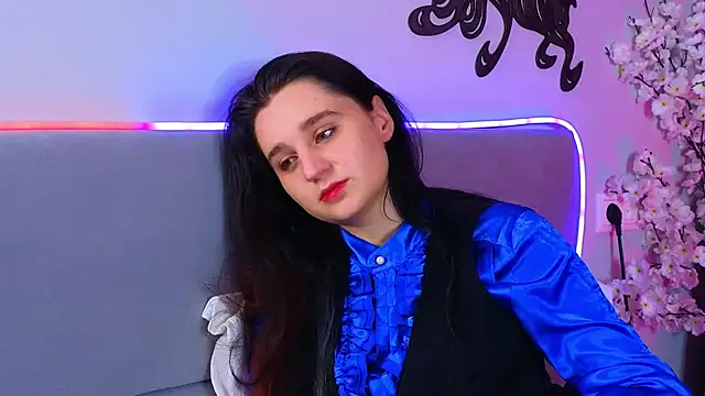 Snapshot of ReynaEdge chatting on 26, 5, 2026 ReynaEdge online show from 26, 5, 2026