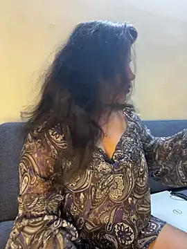 Snapshot of Kitttooo chatting on 8, 7, 2026 Kitttooo online show from 8, 7, 2026