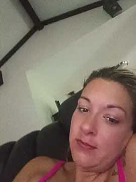 missbellastar online show from 28, 5, 2026