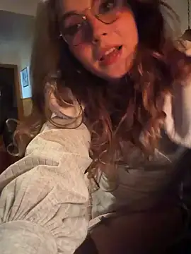 Snapshot of cutypiefull chatting on 14, 6, 2026 cutypiefull online show from 14, 6, 2026