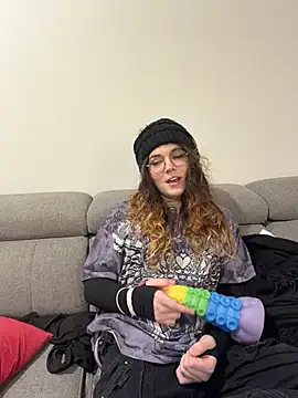cutypiefull online show from 15, 5, 2026