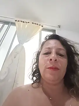 Snapshot of Nikki_milf69 chatting on 27, 5, 2026 Nikki milf69 online show from 27, 5, 2026