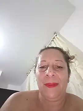 Snapshot of Nikki_milf69 chatting on 29, 5, 2026 Nikki milf69 online show from 29, 5, 2026
