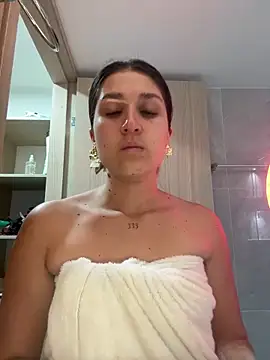IsabelleMilan online show from 22, 6, 2026