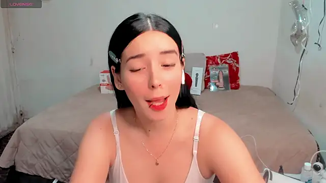 sakura hurano online show from 14, 5, 2026