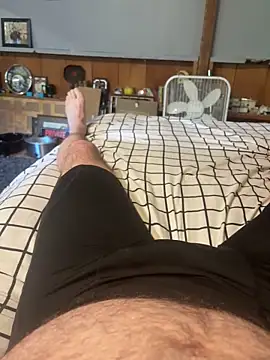 watchmesquirm online show from 8, 6, 2026
