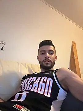 Snapshot of Z-man- chatting on 23, 6, 2026 Z-man- online show from 23, 6, 2026