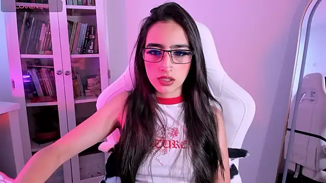 Snapshot of AgathaBlair chatting on 25, 5, 2026 AgathaBlair online show from 25, 5, 2026