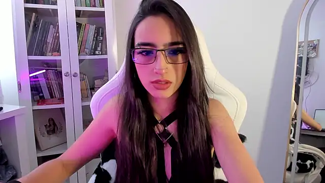 AgathaBlair online show from 20, 5, 2026