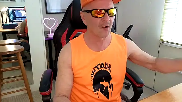 Snapshot of hotdadbod chatting on 12, 2, 2025 hotdadbod online show from 12, 2, 2025
